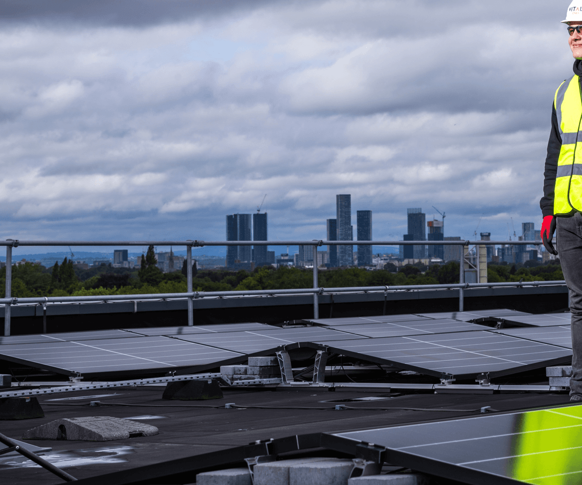 Solar installation team